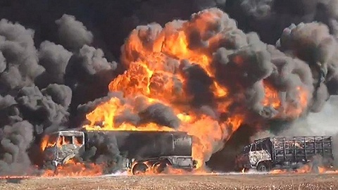 US military uses 12 fighter planes to bomb